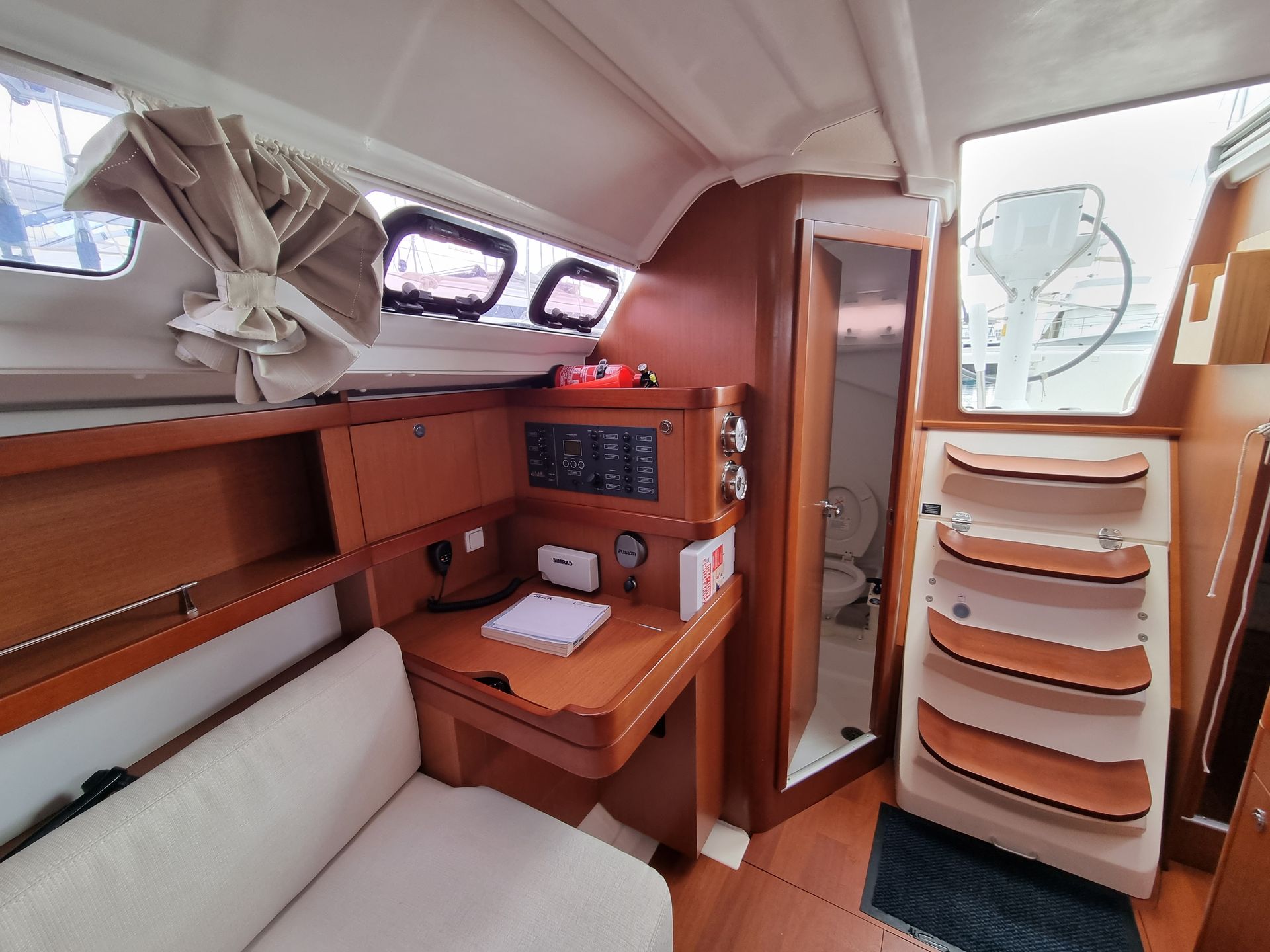 slider 20 Beneteau Oceanis 31